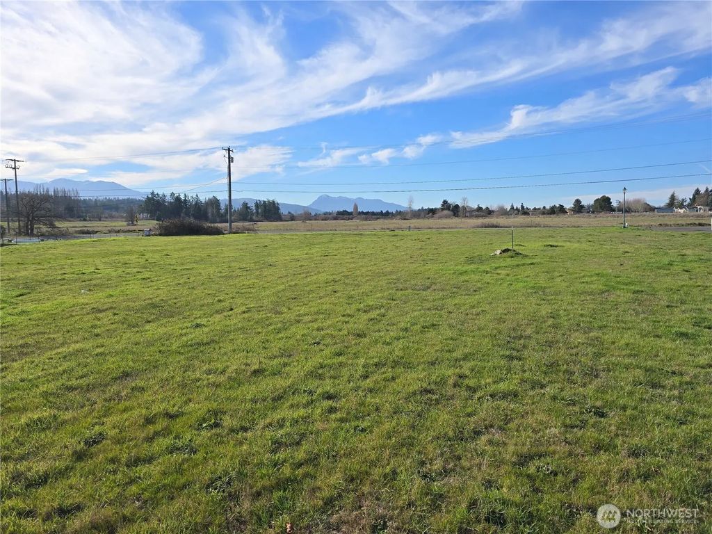 999 S Brown Road, Sequim