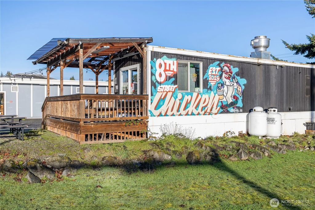 511 W 8th Street, Port Angeles