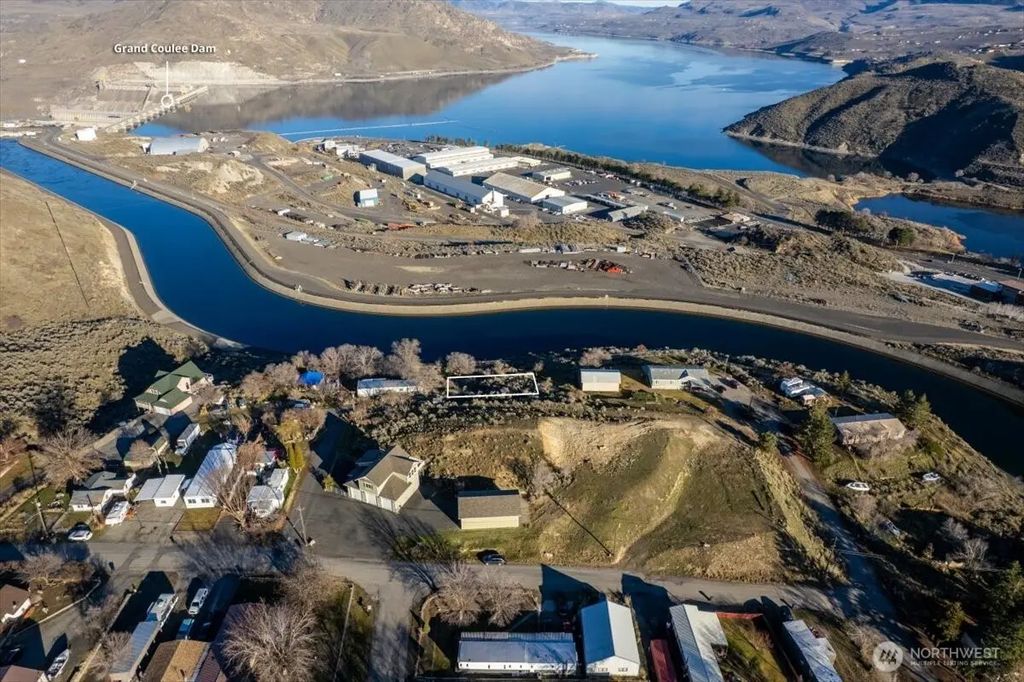Loma Lane, Grand Coulee