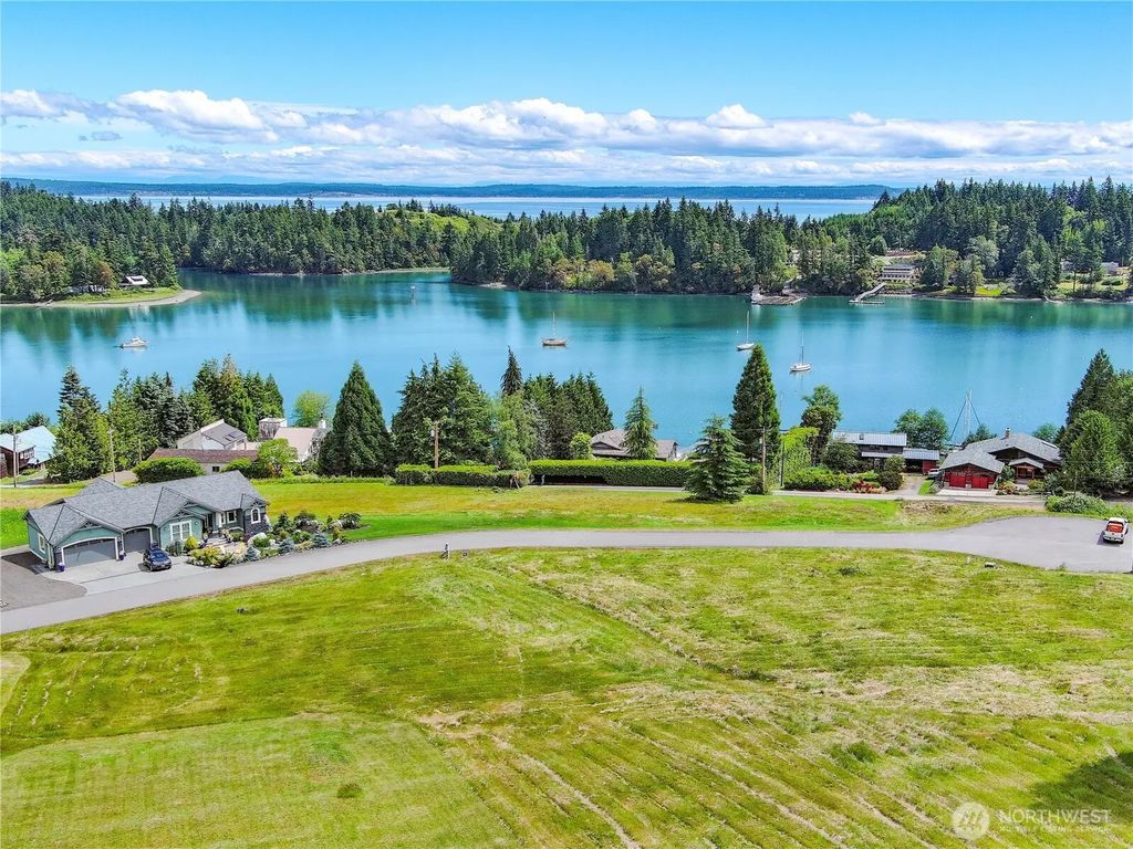 140 Harolds Hollow, Port Ludlow