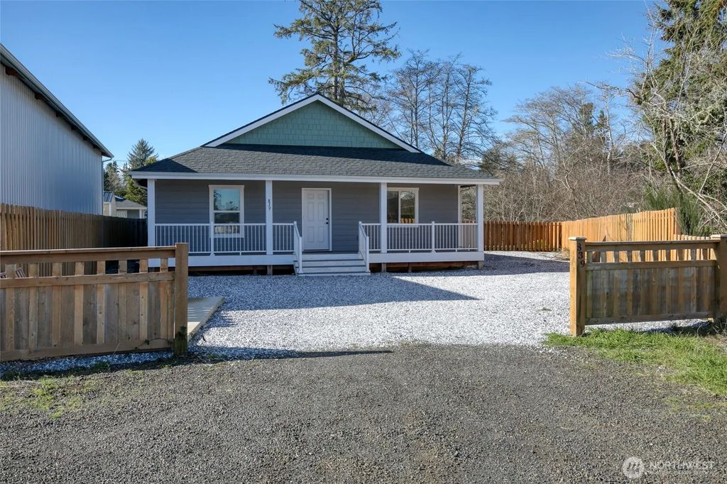 839 N 1st Street, Westport