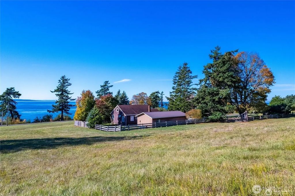 2383 W Shore Drive, Lummi Island
