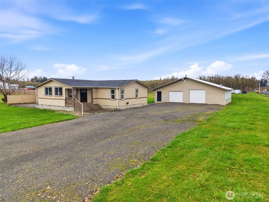 240 Rakoz Road, Toledo