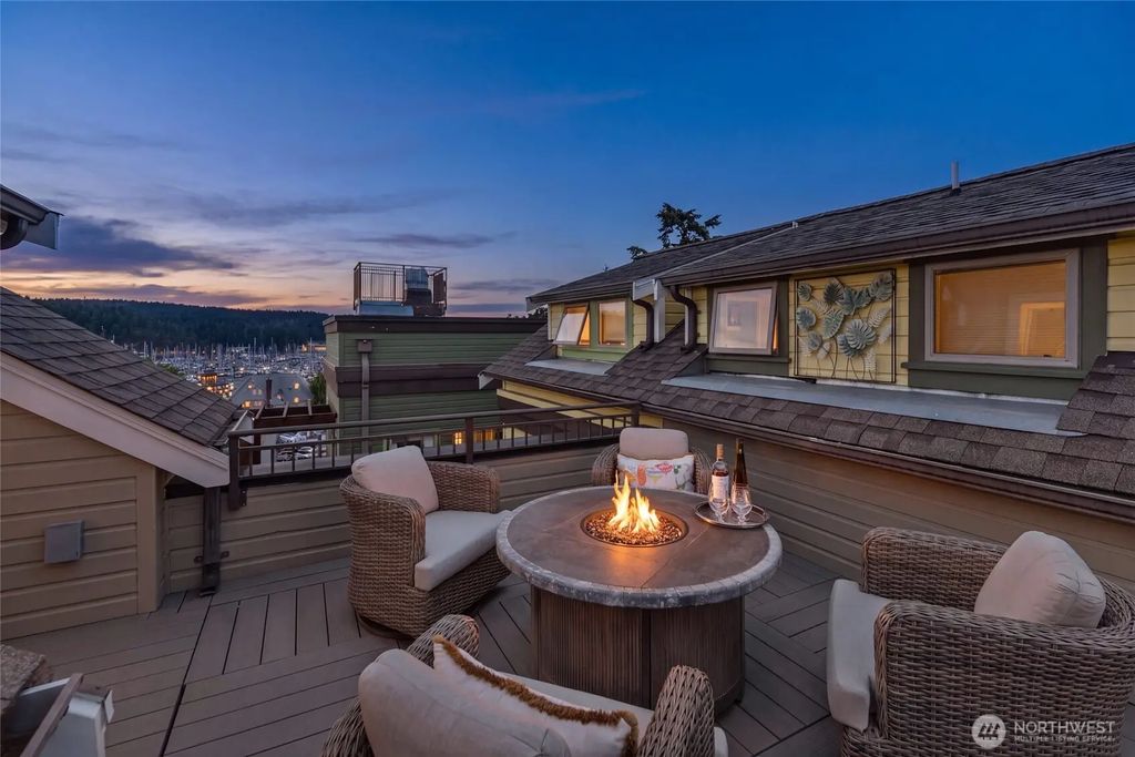 232 A Street R4, Friday Harbor