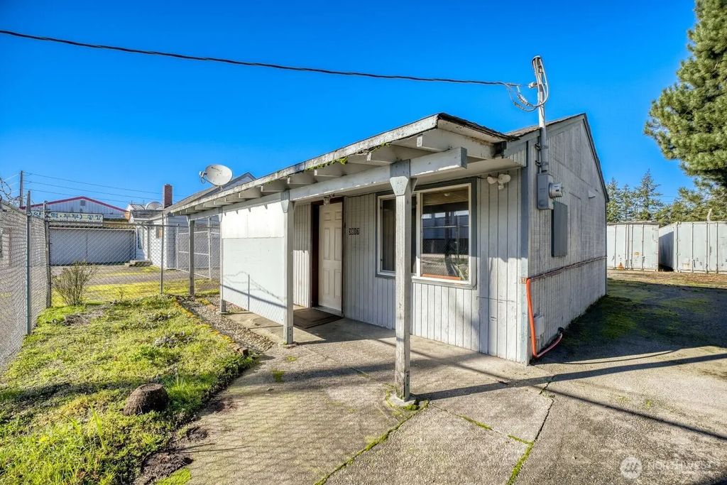 3817 94th Street Sw, Lakewood