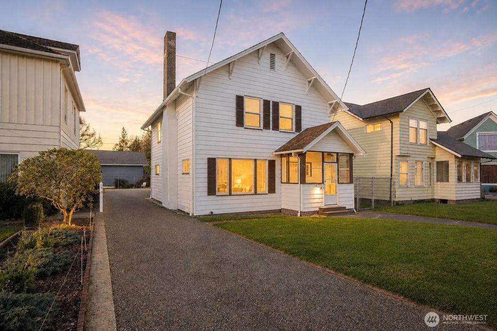 620 6th Street, Hoquiam