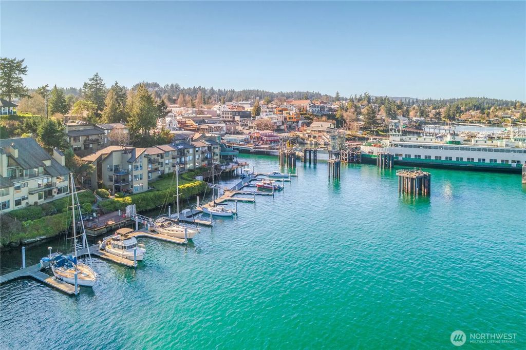 200 East Street D304, Friday Harbor