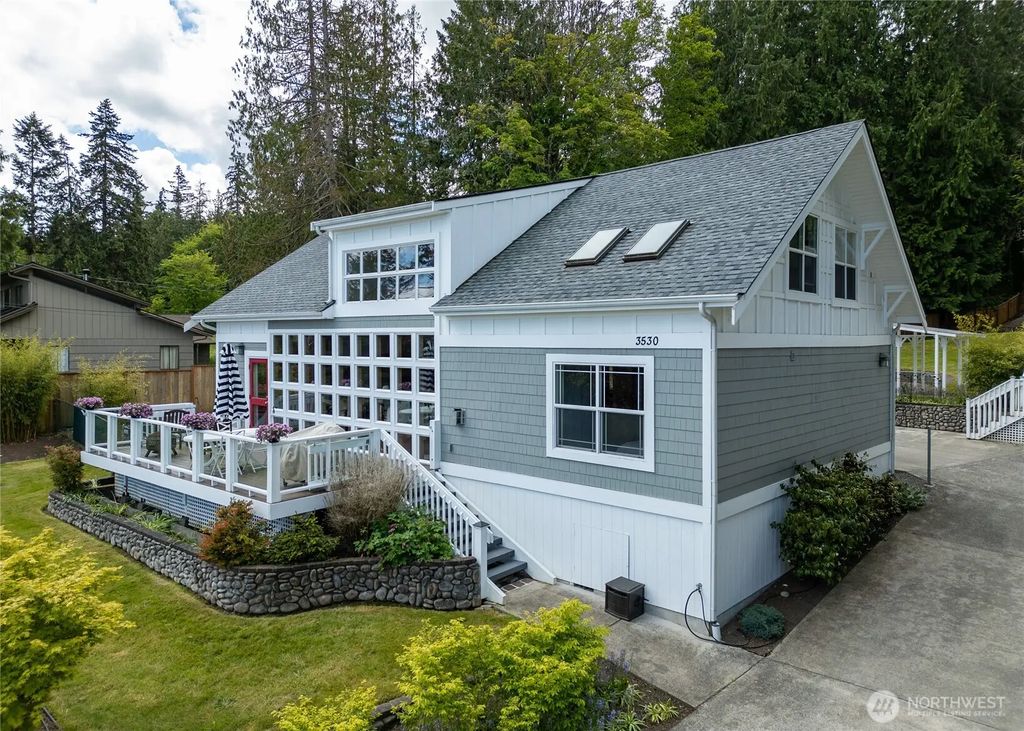 3530 W Sequim Bay Road, Sequim