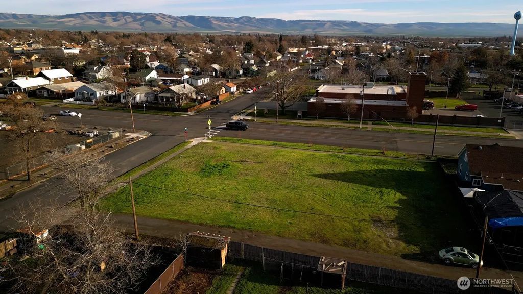 1002 W Poplar Street, Walla Walla
