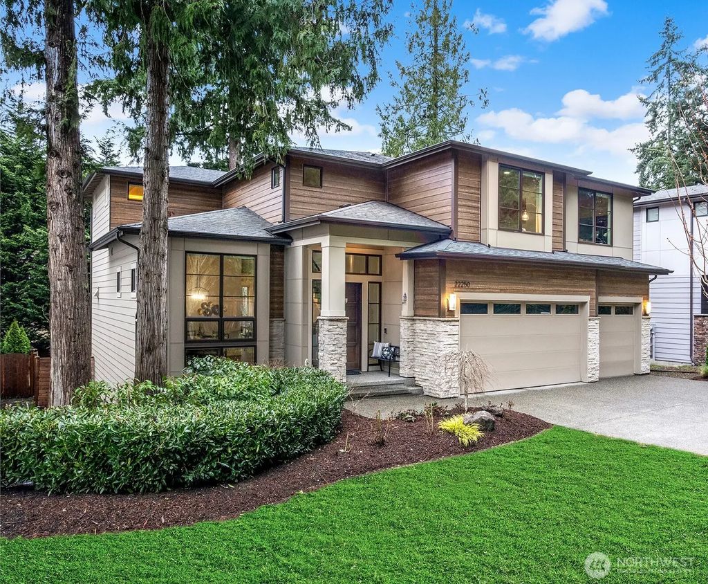 22250 Ne 3rd Court, Sammamish