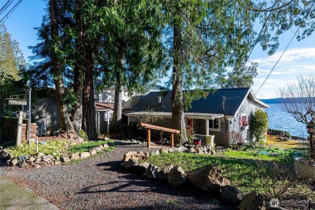 791 Seal Rock Road, Brinnon
