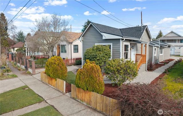 5526 20th Avenue S, Seattle