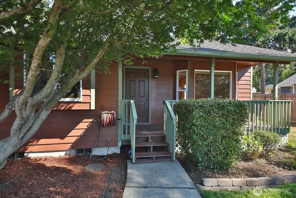 445 Mitchell Drive, Coupeville
