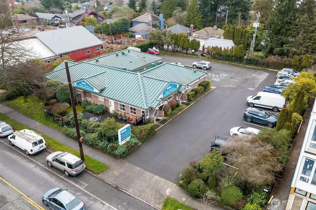 5261 California Way Sw, Seattle