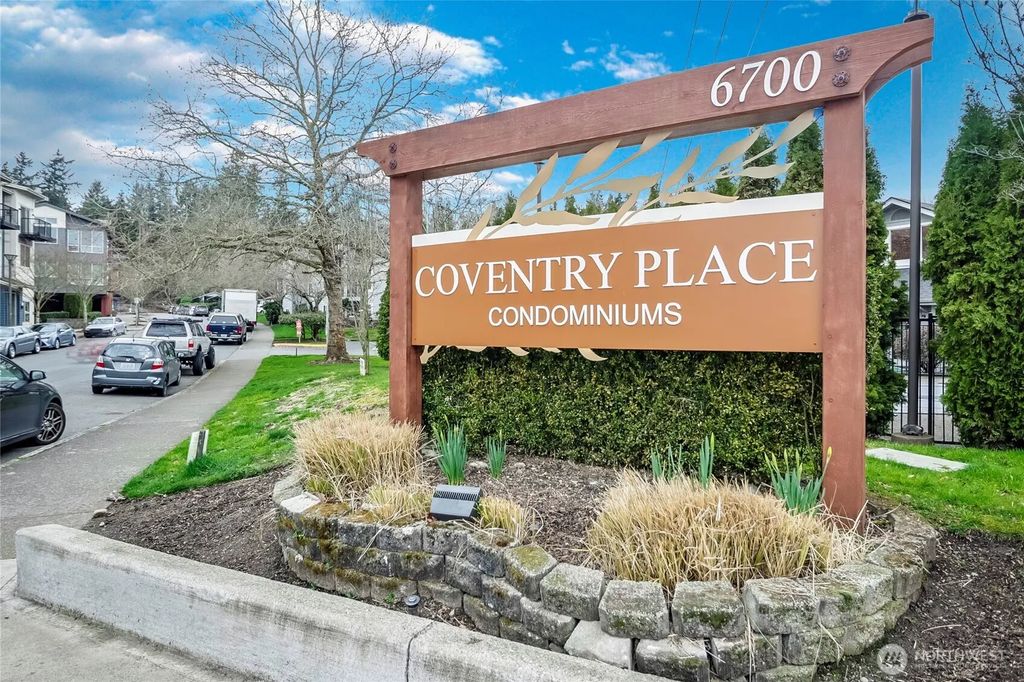 6700 Ne 182nd Street C104, Kenmore