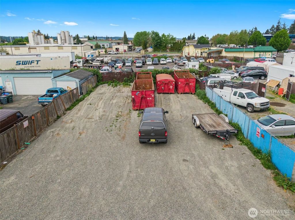 118 12th Street Se, Puyallup