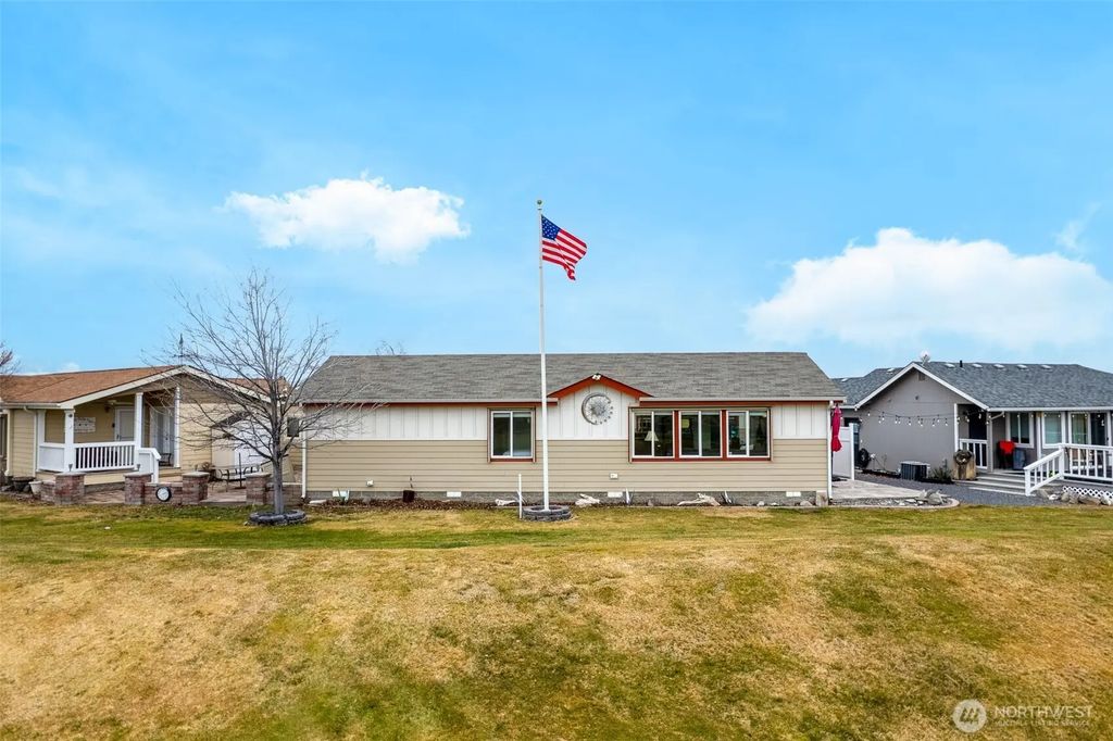 17693 Nw Road 5 52, Quincy