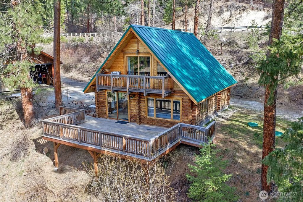 17336 Chumstick Highway, Leavenworth