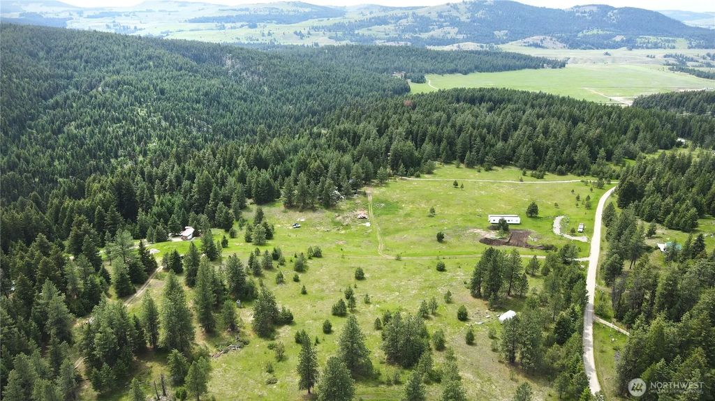 13 Miner's Ridge Road, Oroville