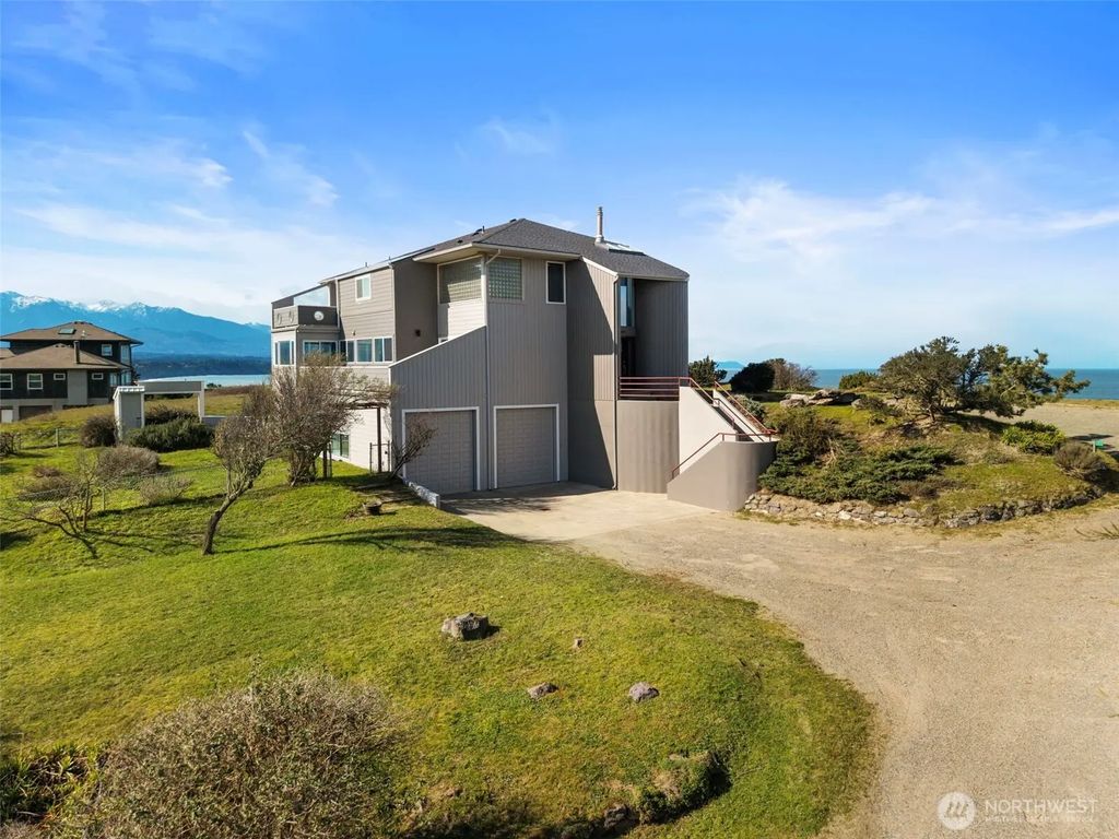 311 Tyler View Place, Sequim