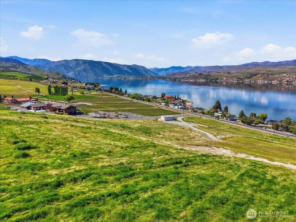 3725 Us Highway 97a, Chelan