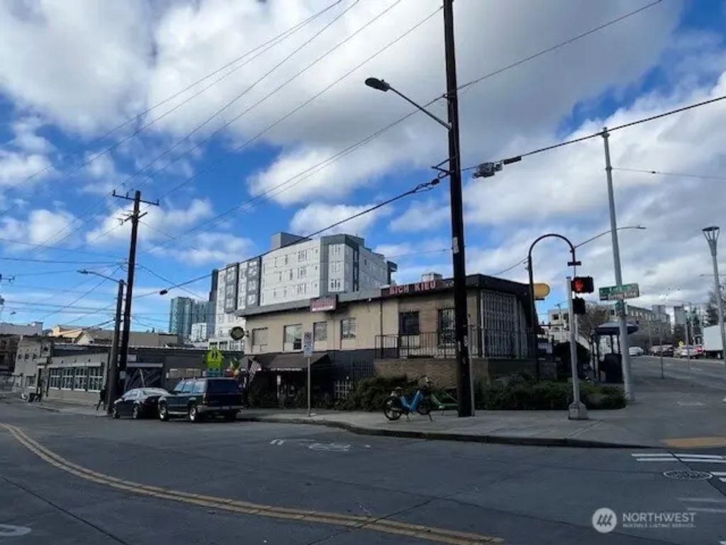 421 Rainier Avenue S, Seattle