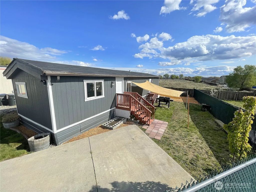 900 N Grape Drive 49, Moses Lake