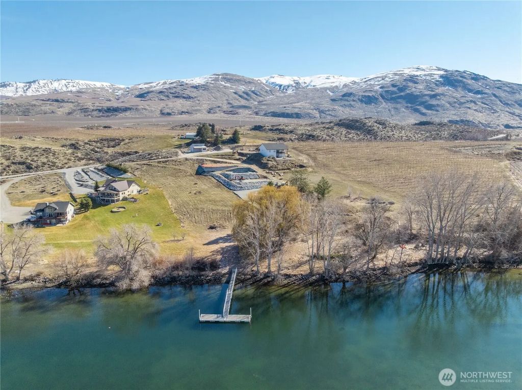24 Elite Drive, Brewster