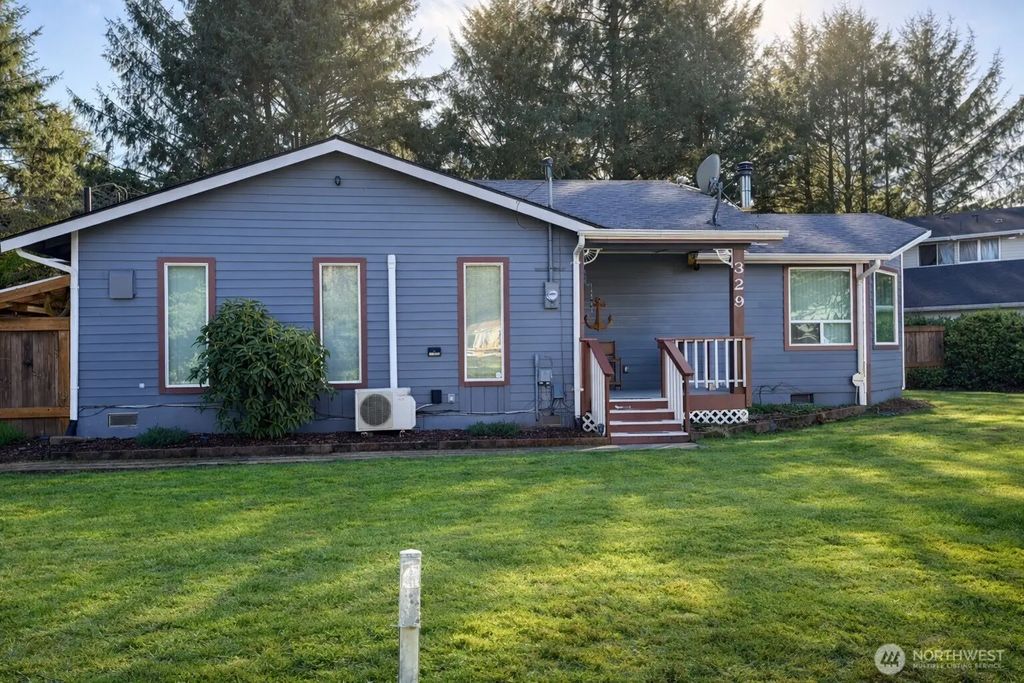 329 Sextans Avenue Sw, Ocean Shores
