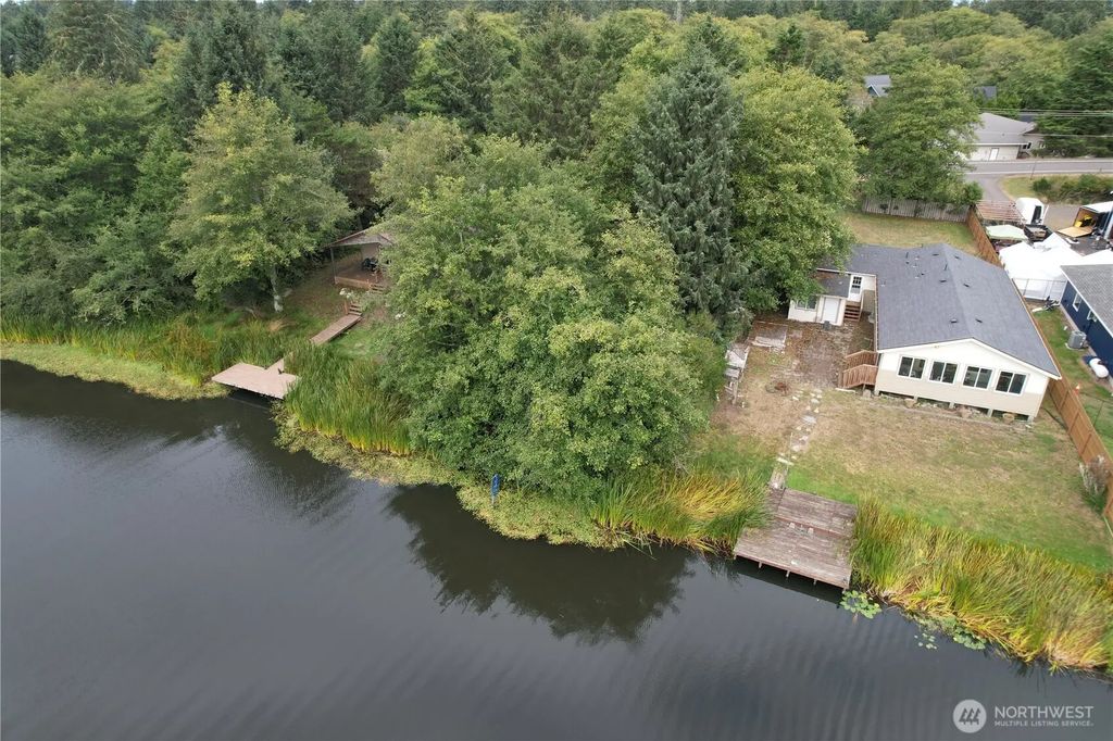 991 Mount Olympus Avenue Se, Ocean Shores