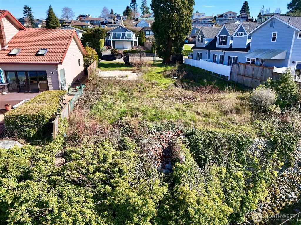 4904 Tok A Lou Drive Ne, Tacoma