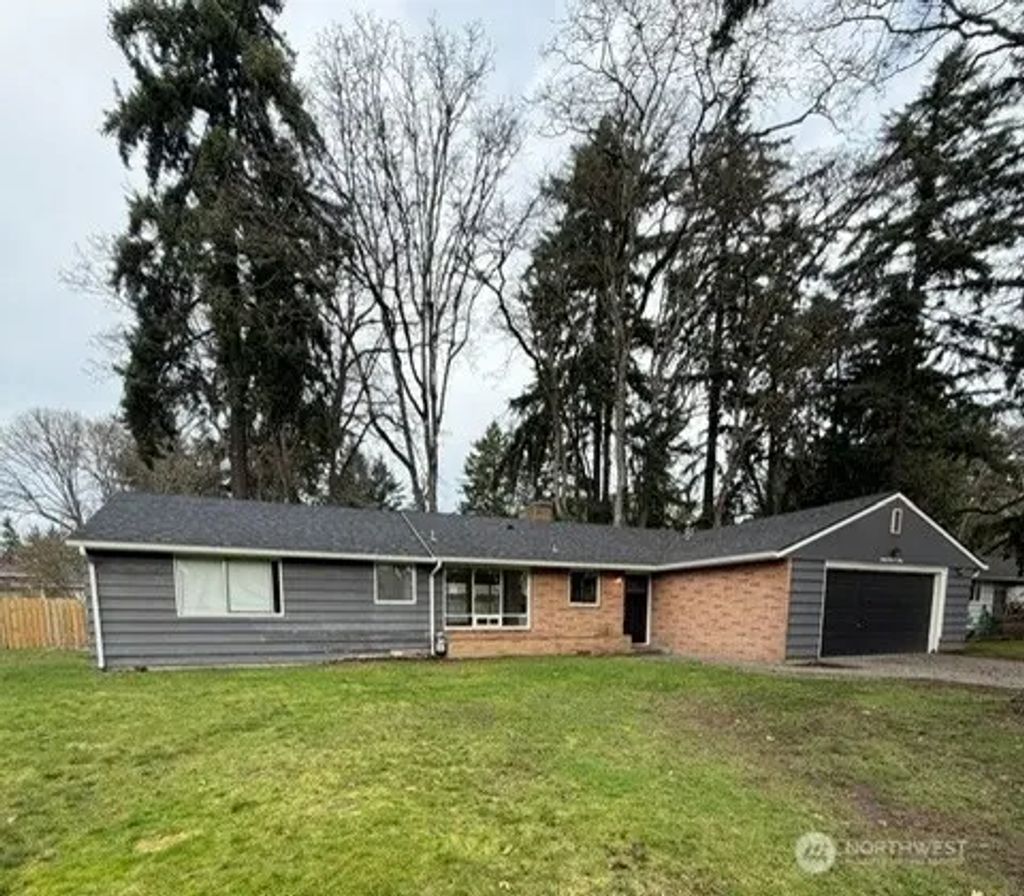 3103 90th Street S, Lakewood