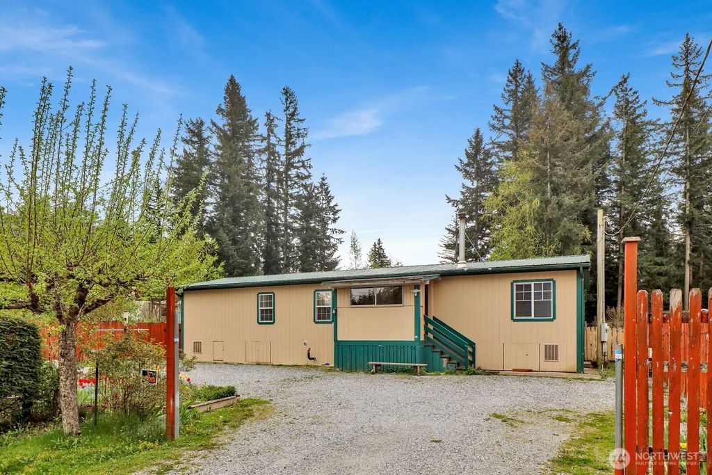 6245 Laurel Place, Maple Falls