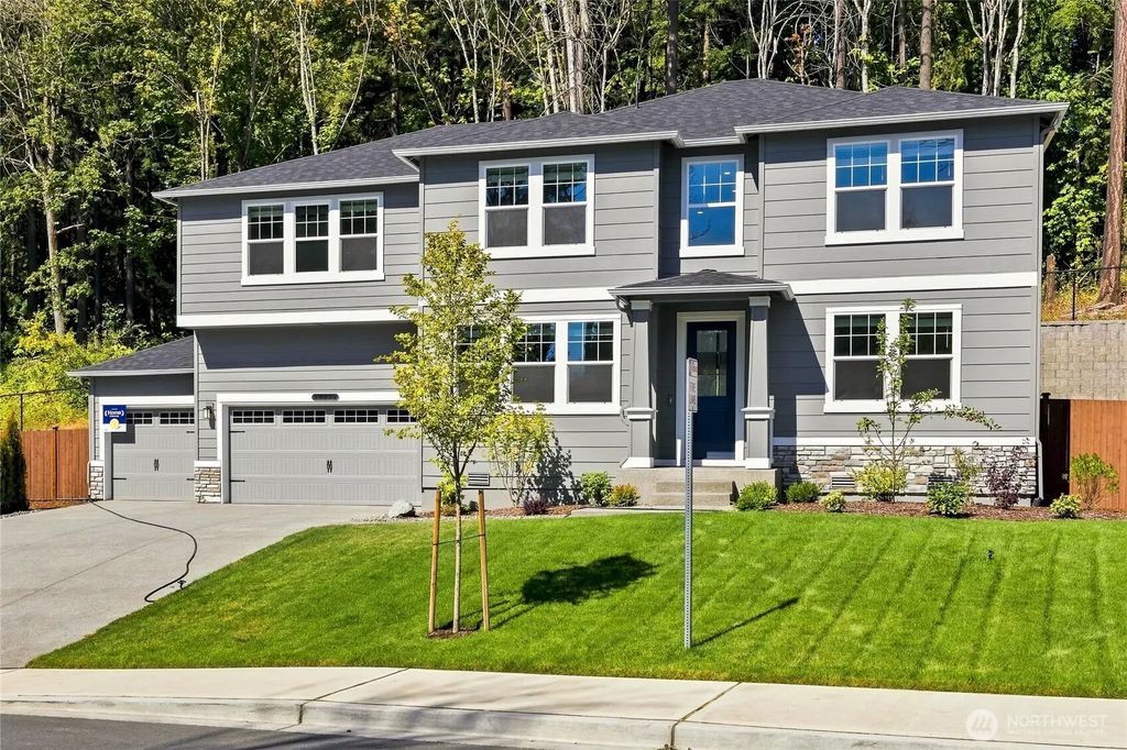 10005 38th Street Ct E 43, Edgewood