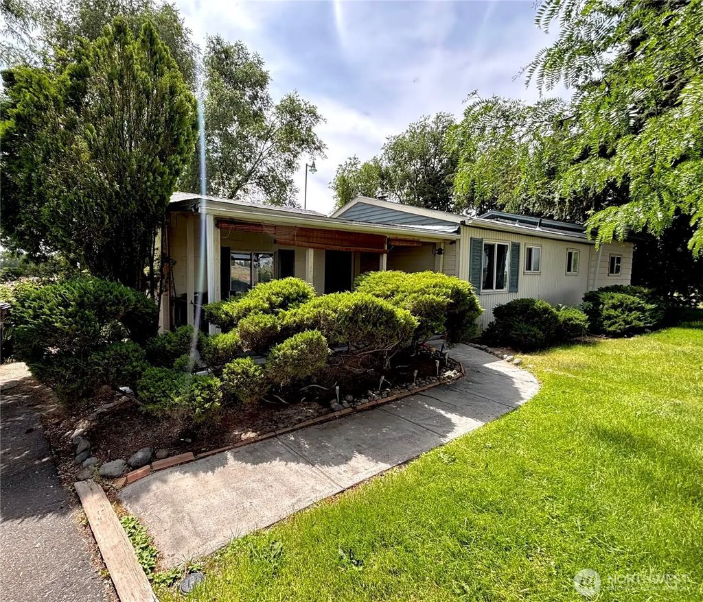 4477 Wenatchee Drive Ne, Moses Lake