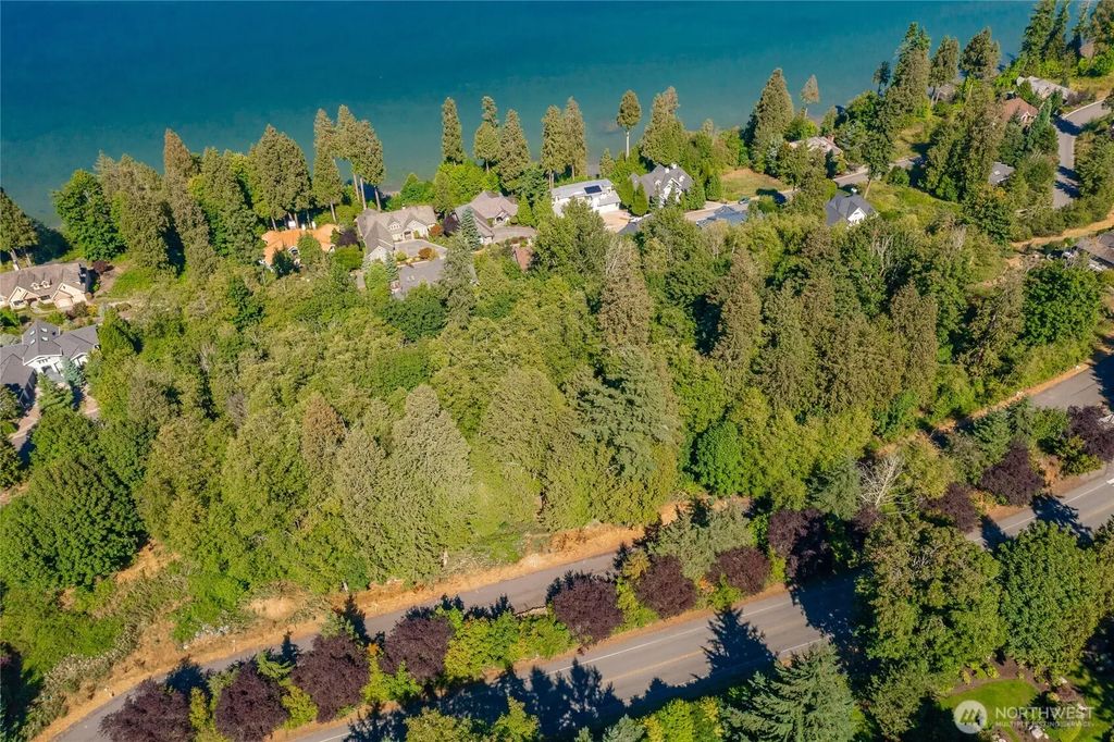 5522 Puffin Place, Blaine