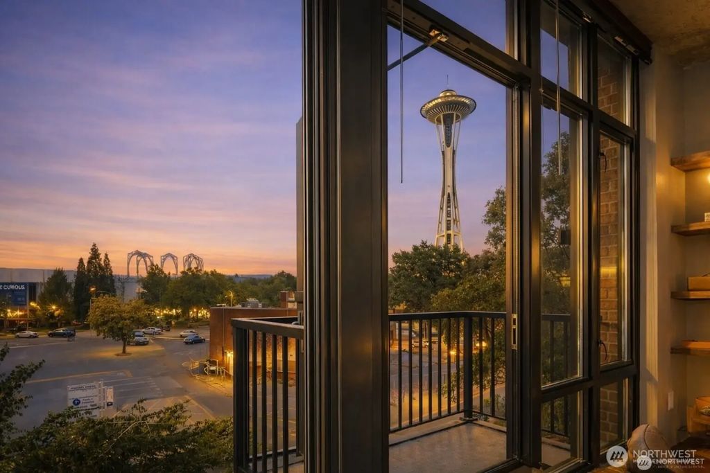 2720 3rd Avenue 405, Seattle
