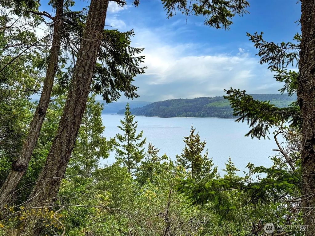 136 Discovery Crest Pl, Port Townsend