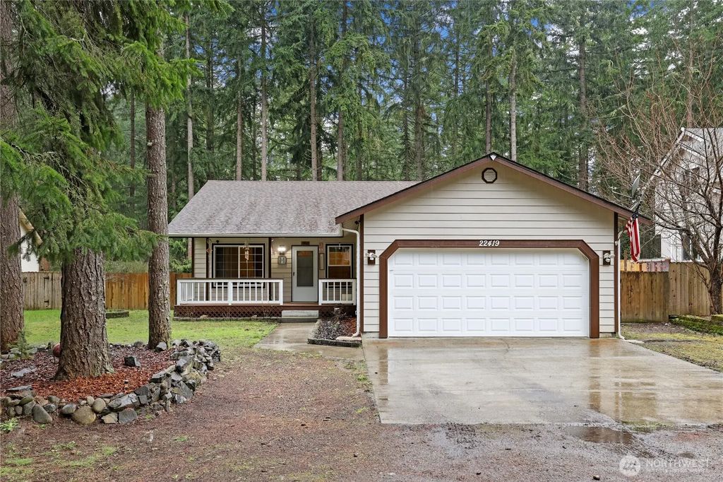 22419 Bluewater Drive Se, Yelm
