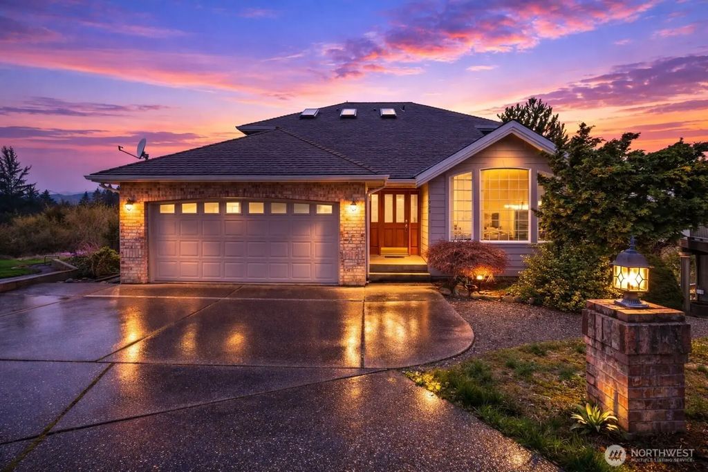 1924 5th Street Se, Puyallup