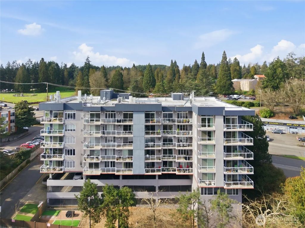 15020 Bothell Way Ne 406, Lake Forest Park
