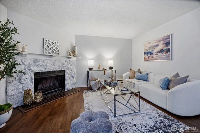 12515 Ne 116th Street B11, Kirkland