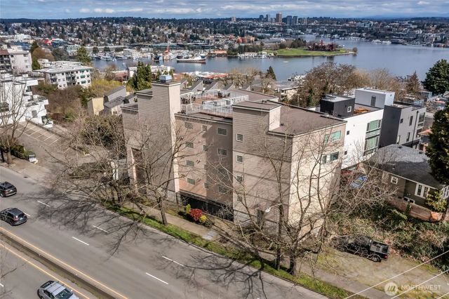 559 Mcgraw Street 201, Seattle