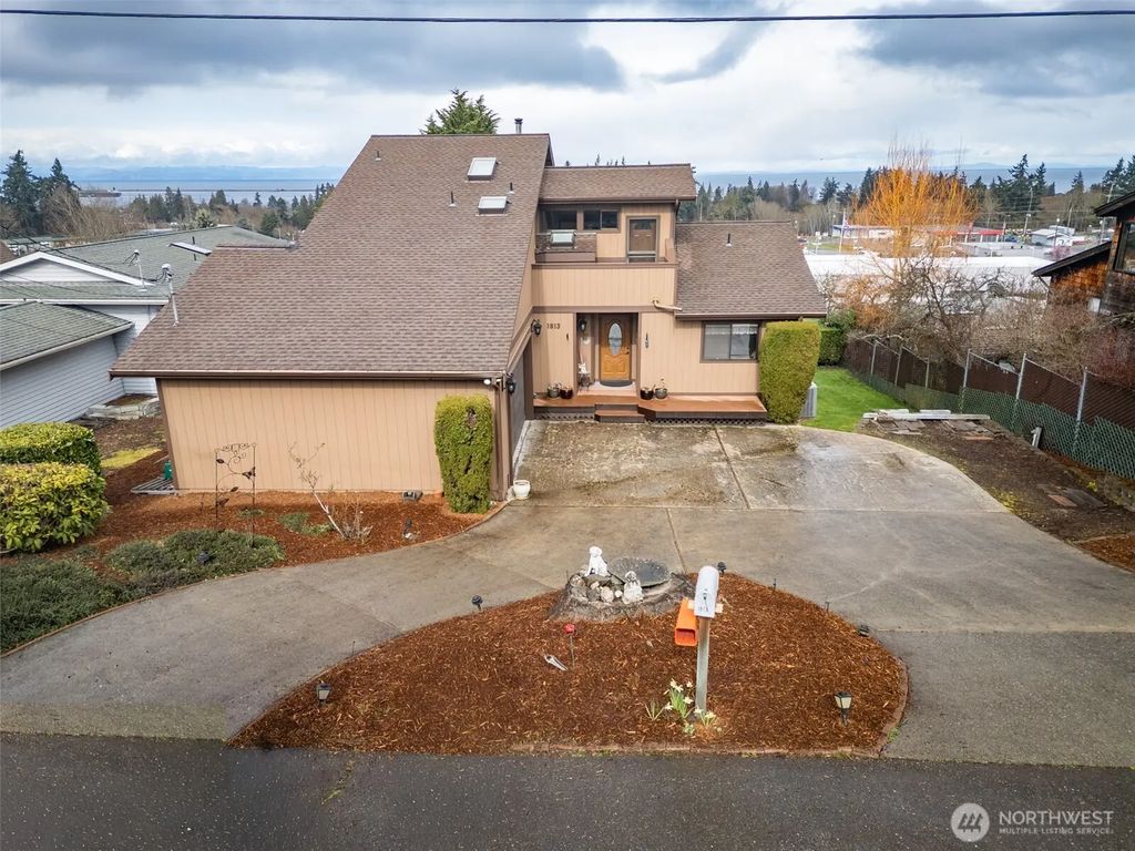 1813 E 3rd Street, Port Angeles