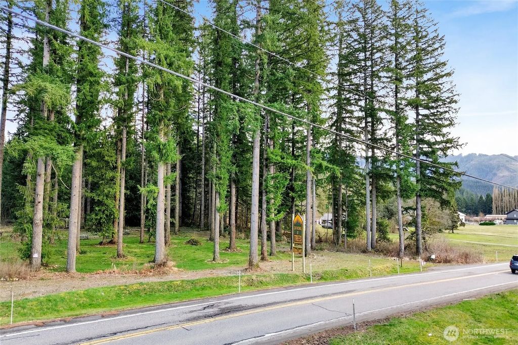 Mt Baker Highway, Deming