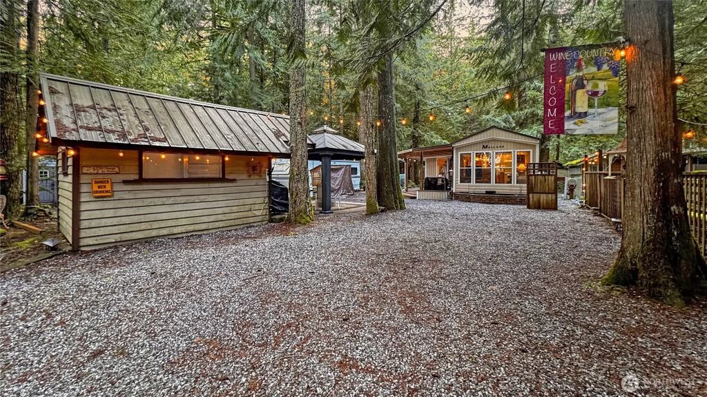 147 E Big River, Deming