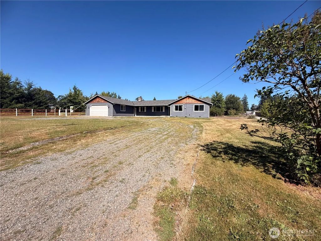 8525 234th Avenue E, Buckley