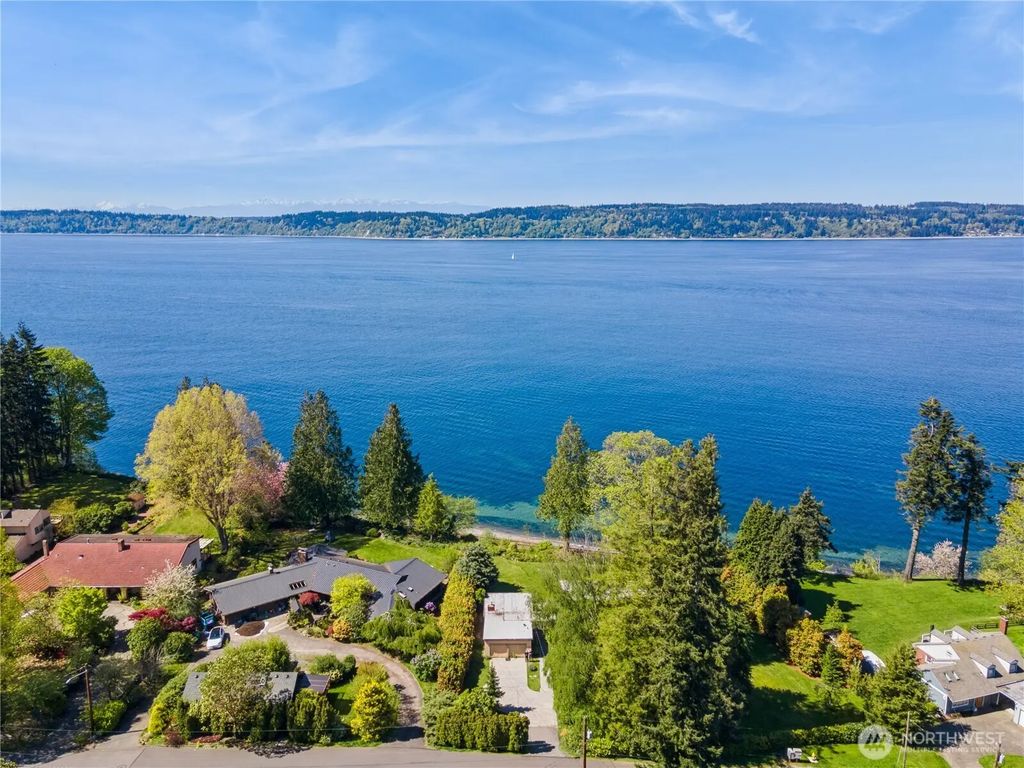 607 Webster Street, Mukilteo