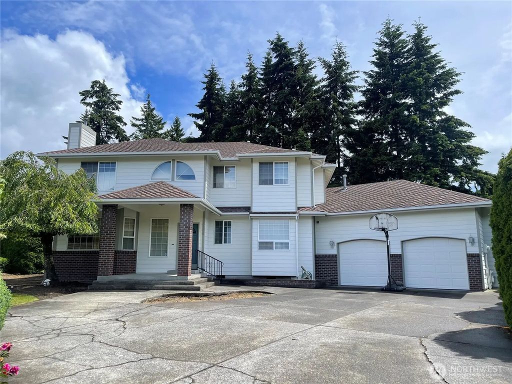 4802 51st Street Ct E, Tacoma