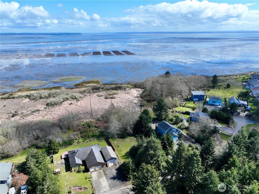126 Olympic View Avenue Ne, Ocean Shores